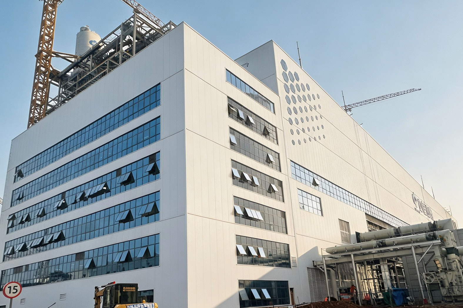 绿丰岩棉夹芯板 护航能源重点工程